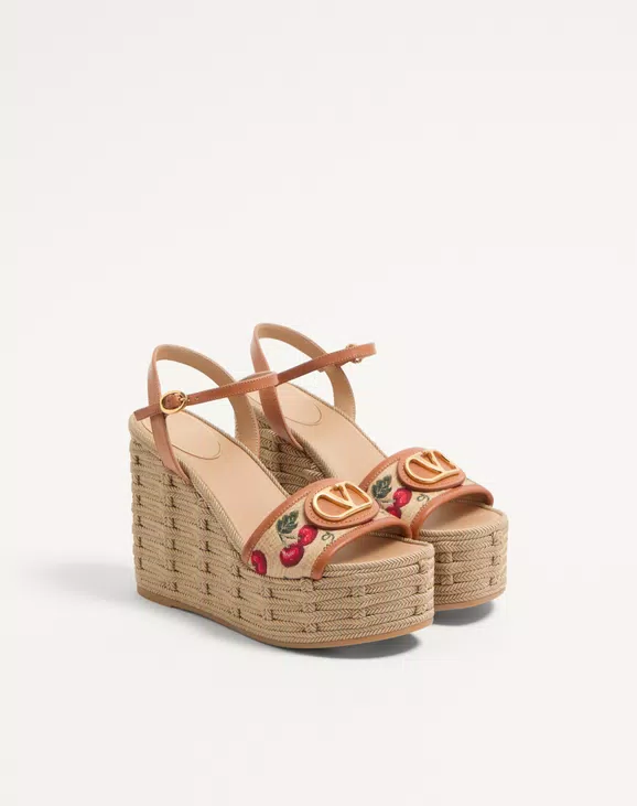 Valentino Vlogo Signature Cherryfic Pattern Wedge Sandal 120Mm - Image 2
